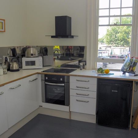 Saffrons Apartment Eastbourne Luaran gambar