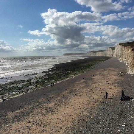 Saffrons Apartment Eastbourne Luaran gambar